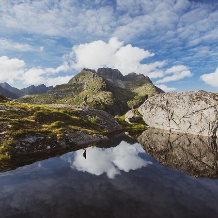 Lofoten Planet Basecamp Villa Sørvågen Bagian luar foto