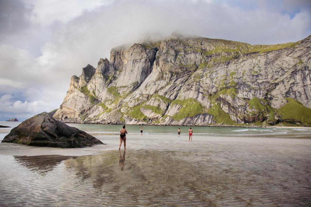 Lofoten Planet Basecamp Villa Sørvågen Bagian luar foto